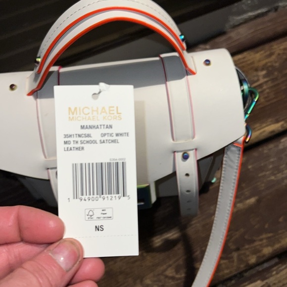 Micheal kors satchel manhattan - Picture 4 of 4